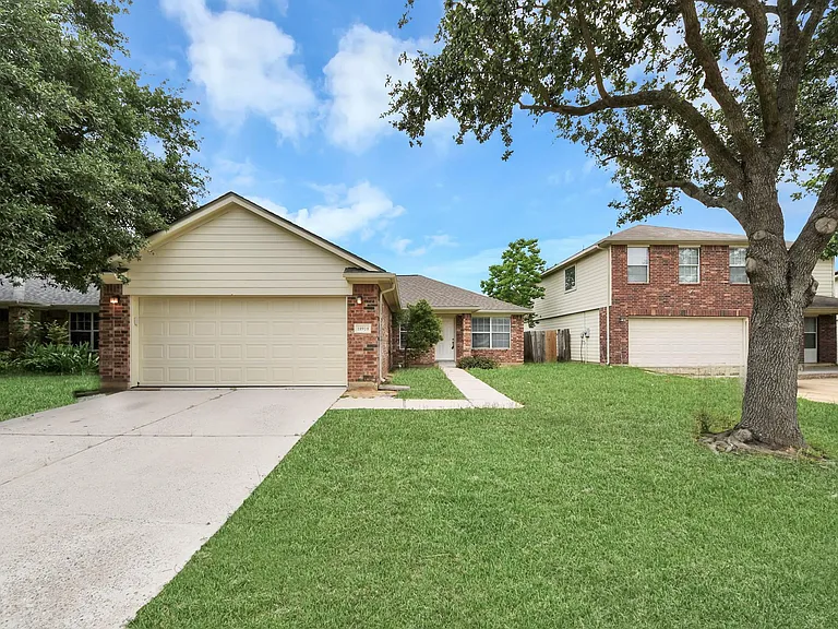 18910 Bonners Park Cir — Photo 3
