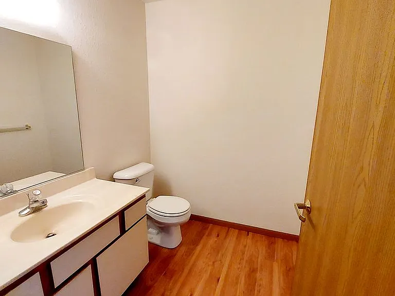 1100 Adams St — Photo 23