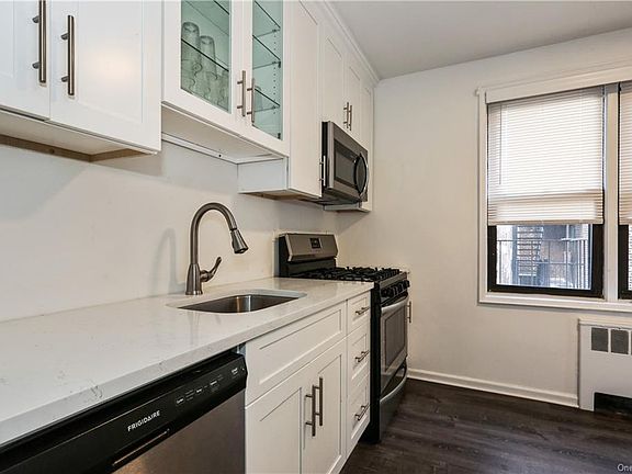 3rd image of 16 N Broadway APT 3F