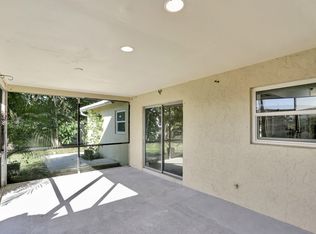 6520 NW 9th St, Margate, FL 33063