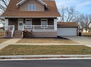 616 Pine St, Granville, IA 51022