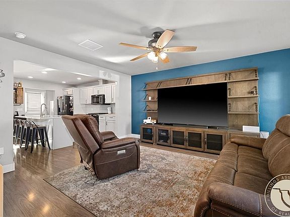 2nd image of 5238 Golden Hollow Rd