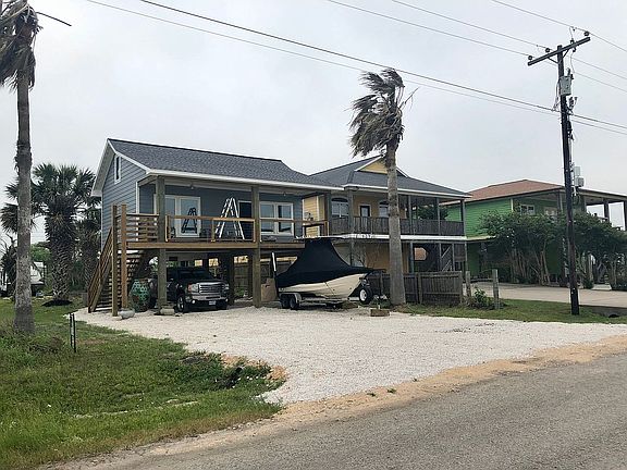 3rd image of 1408 W Bay Ave