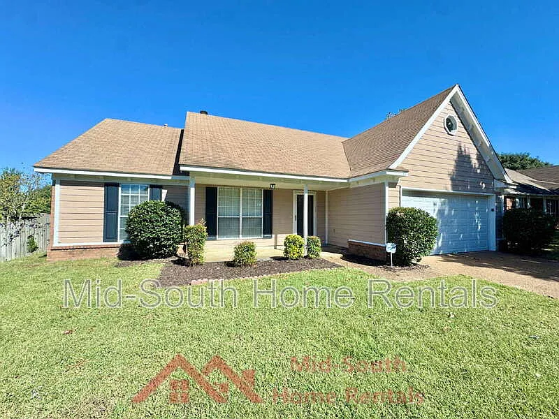 3 bed, 2.0 bath, 1420 sqft, $1,695 — Photo 3