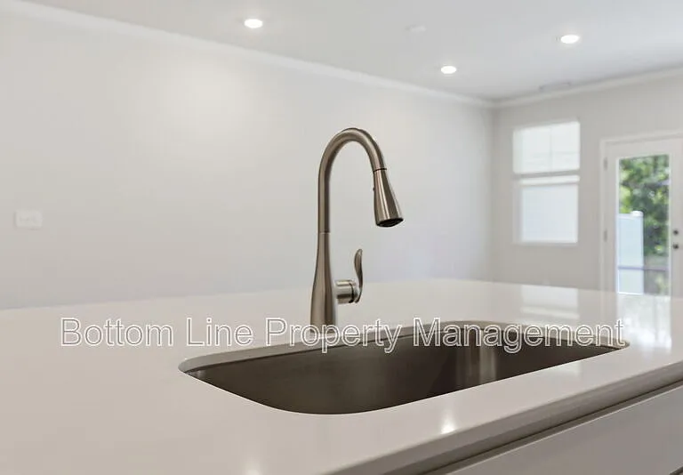 260 Garden Vine Trl — Photo 11