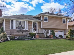 528 Hemlock St, Rahway, NJ 07065