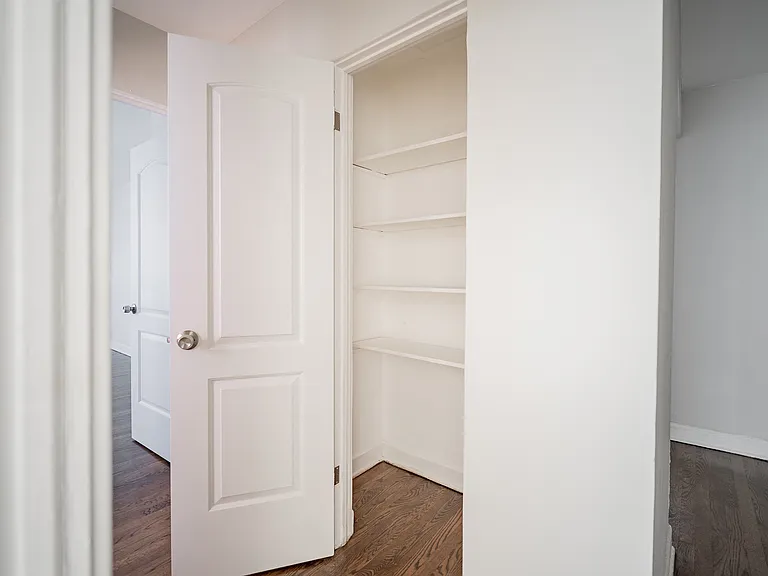 Closet Space 7353-3S