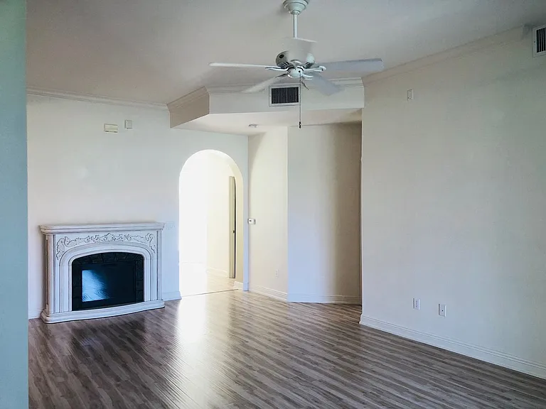 5110 W Hyde Park Ct #102 — Photo 8