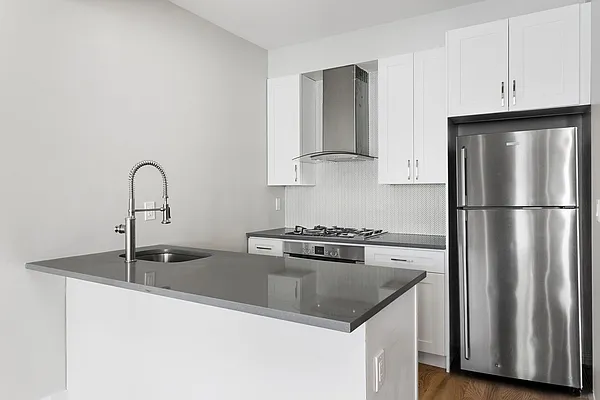 Sold by Compass | media 10