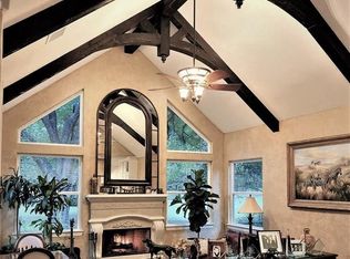 90 April Wind Dr S, Montgomery, TX 77356