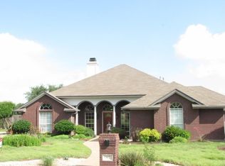 312 Whispering Meadows Dr, Hewitt, TX 76643