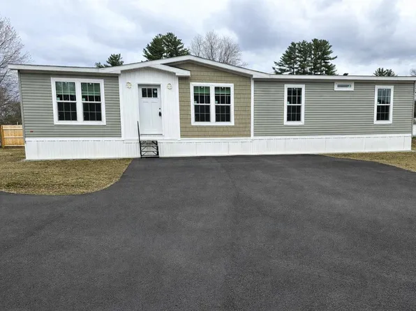 4 Gallo Way, Litchfield, NH 03052