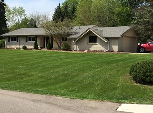 29721 Beacontree Rd, Farmington Hills, MI 48331