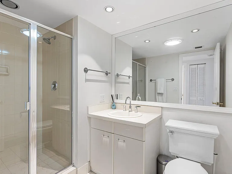 529 S Flagler Dr #6G — Photo 16