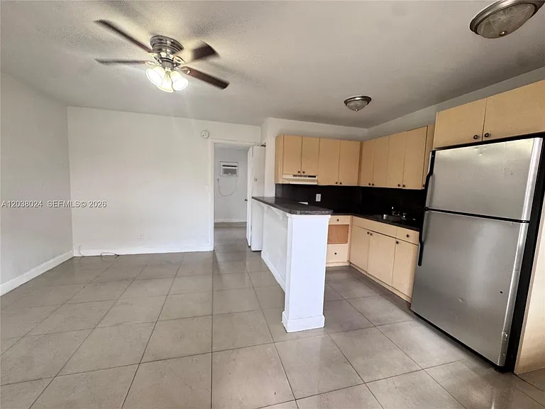 101 NE 41st St #C45 — Photo 1