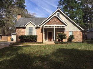 3333 Knob Oaks Dr, Huntsville, TX 77340