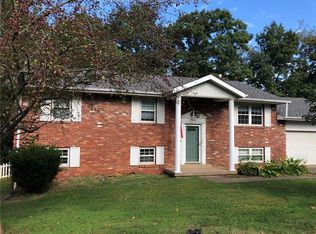 9 Brentwood Cir, Nitro, WV