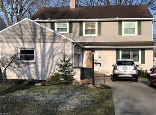 2154 Cedarview Dr, Beachwood, OH