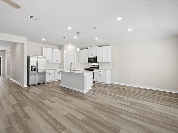 4th image of 1484 Waggoner Ranch Trl
