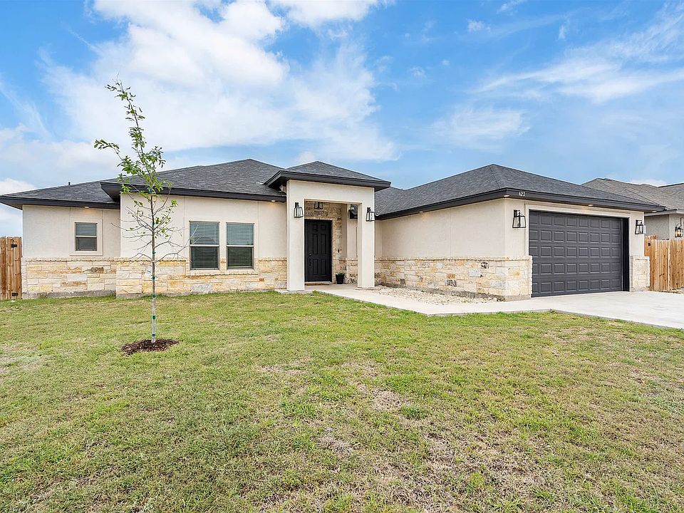 1st image of 423 Pitaya Ln