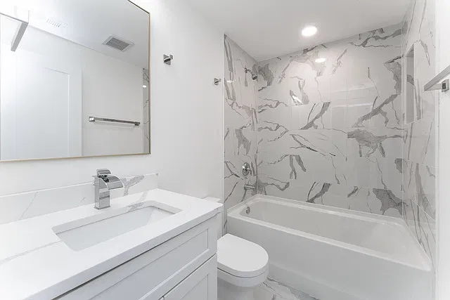 3 bed, $3,900 — Photo 4