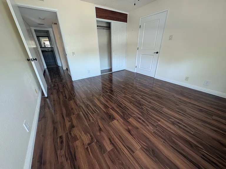246 E Fern Ave #207 — Photo 6