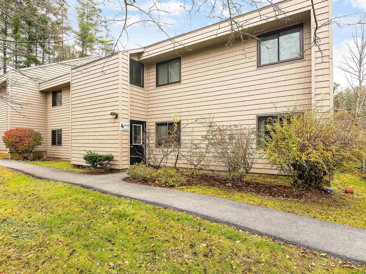 51 Hawthorne Circle, South Burlington, VT 05403 Zillow
