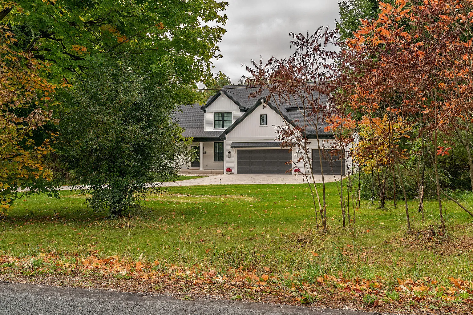 6603 Chaffey Creek Trl photo 1
