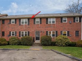 70 Carroll Ave