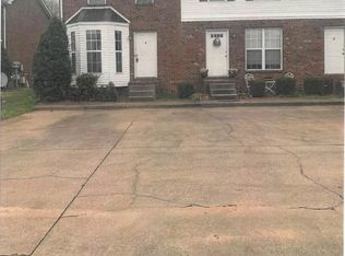261 Timber Lake Dr APT C, Clarksville, TN