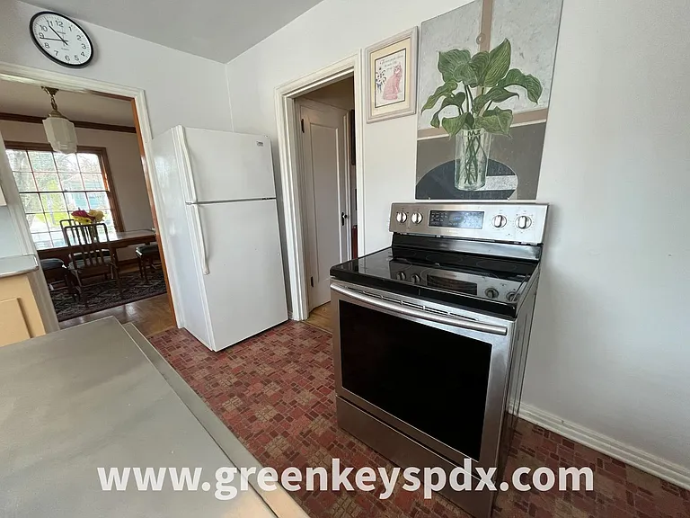 2101 N Rosa Parks Way — Photo 13