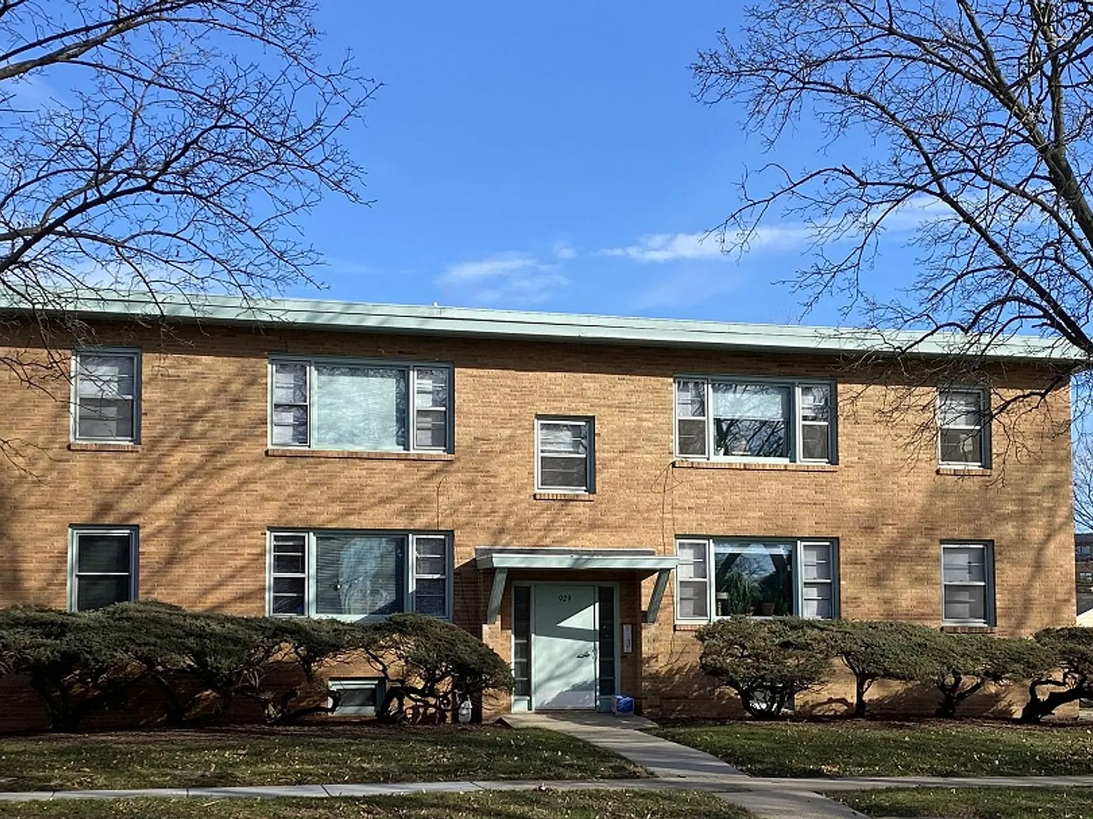Nice 1bed 1bath Apartment near the Vilas Neighborhood — Photo 2