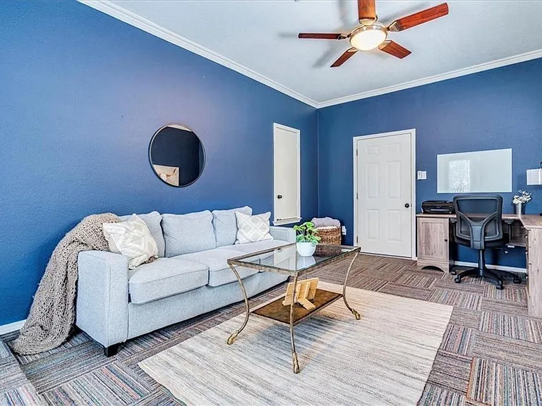 1202 Cardigan St — Photo 10