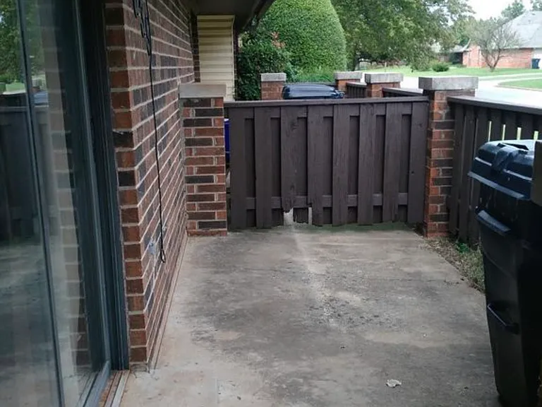 14035 Fairhill Ave — Photo 16