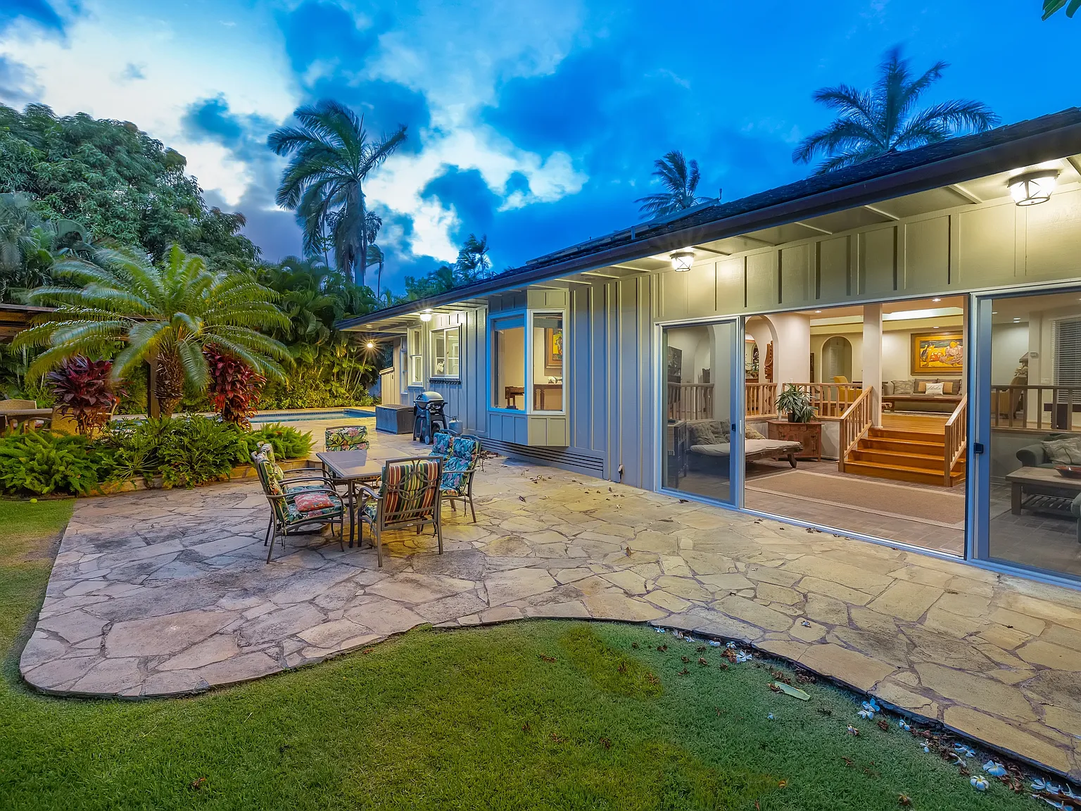 4840 Kahala Ave — Photo 2