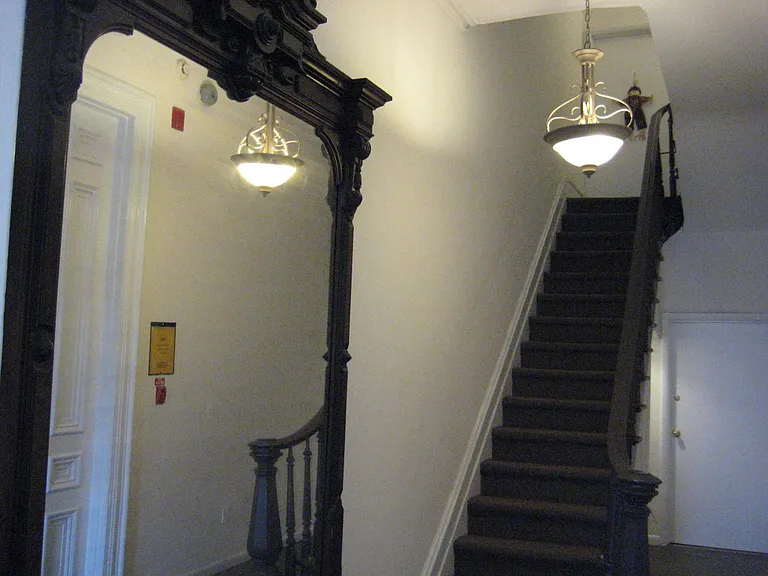 1929 Spring Garden St #2F — Photo 7