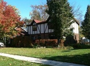 487 Gerry St, Woodstock, IL