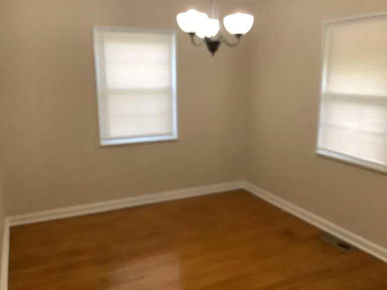 1532 Cresthill Rd — Photo 3