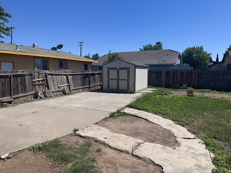 1414 Hayne Ave — Photo 13