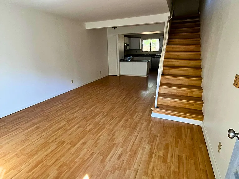 1205 Rebecca Ln #C — Photo 2