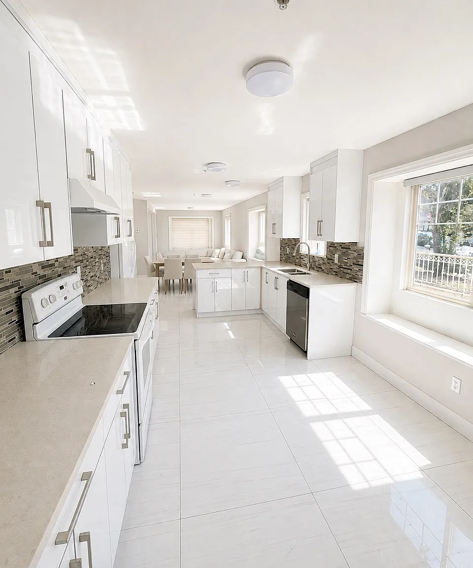 5 bed, 2500 sqft, $5,000 — Photo 4