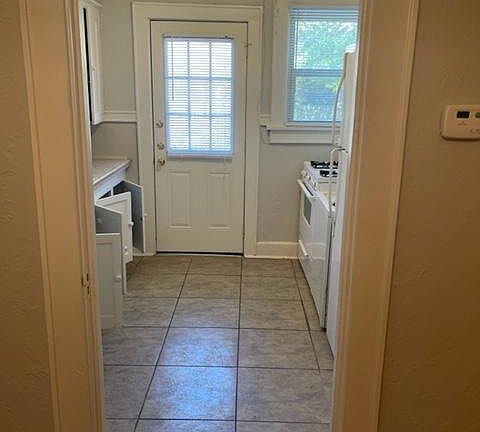 5th image of 3213 Greene Ave APT N