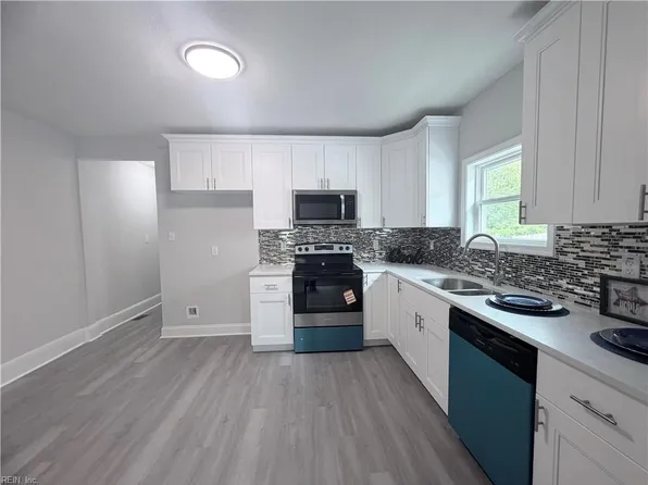 2534 Keller Ave, Norfolk, VA 23509