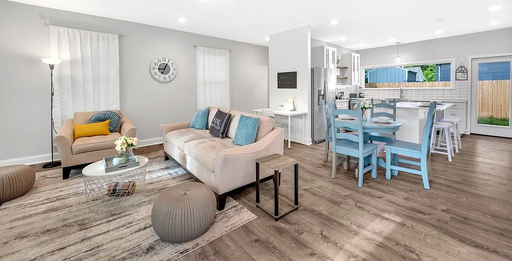 2 bed, 1024 sqft, $1,575 — Photo 1