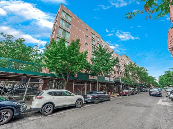 715 Fox Street image 2 of 14