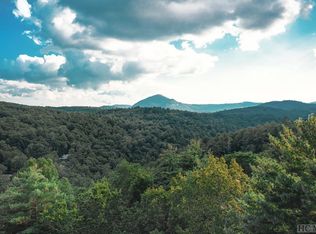 228 Lower Ridge Rd, Glenville, NC 28736