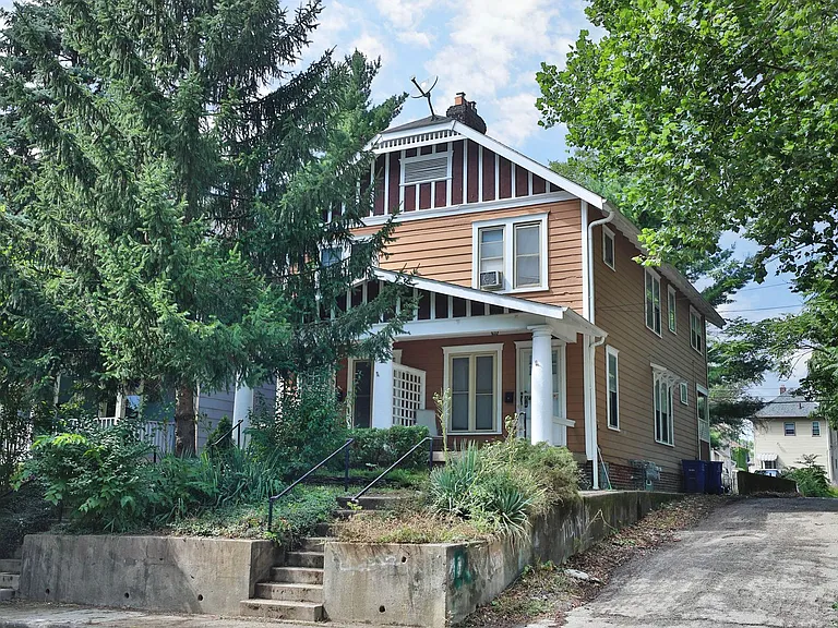 248 E Patterson Ave — Photo 4