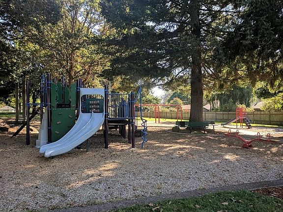 Sumpter Park 1 block away 