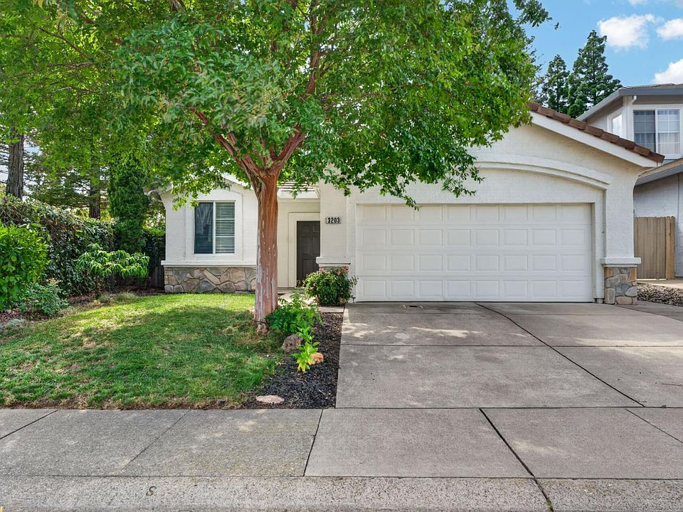 1st image of 3203 Europa St