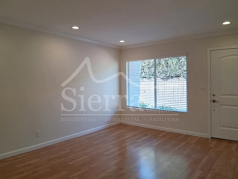Unit 2 — Photo 3